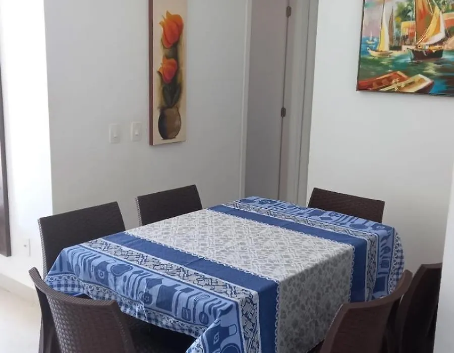 Apartamento próximo ao mar Toninhas!-1
